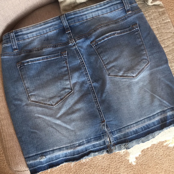 KanCan Zuma Distressed light wash denim mini skirt - Picture 6 of 9